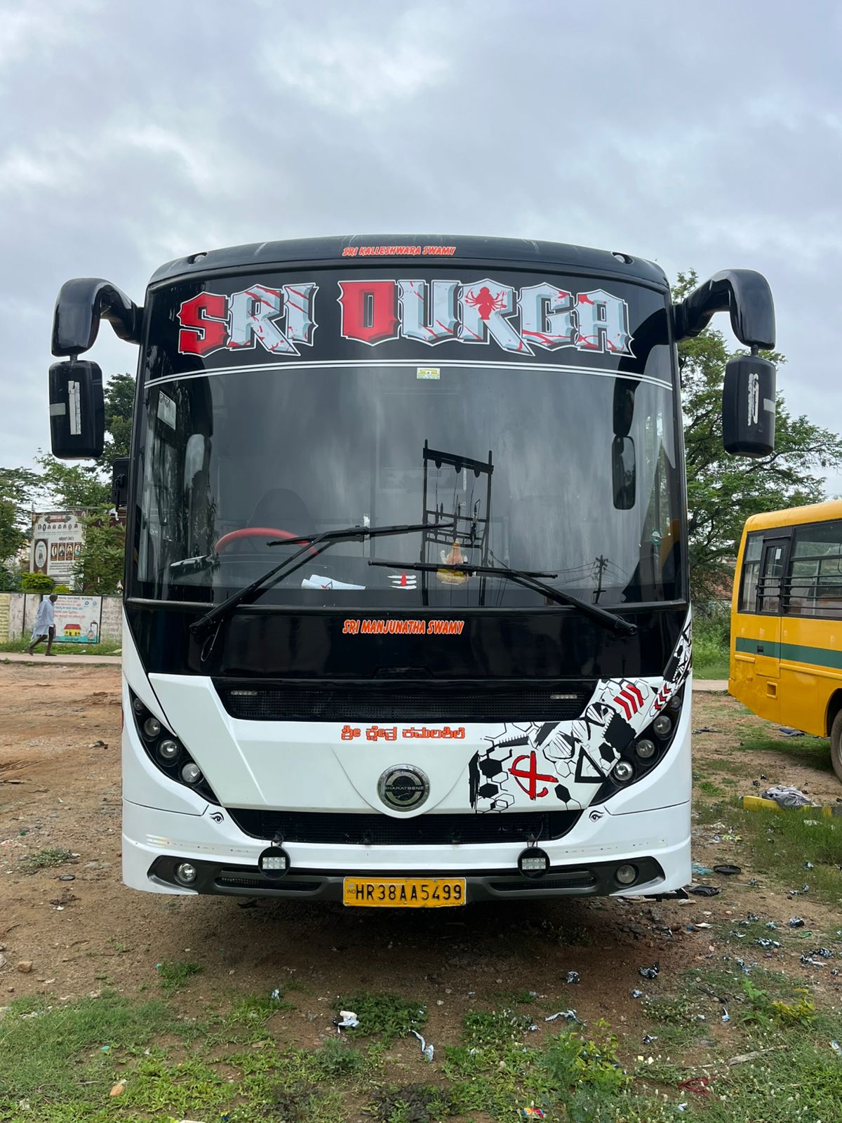 Benz 45 Seater Exterior