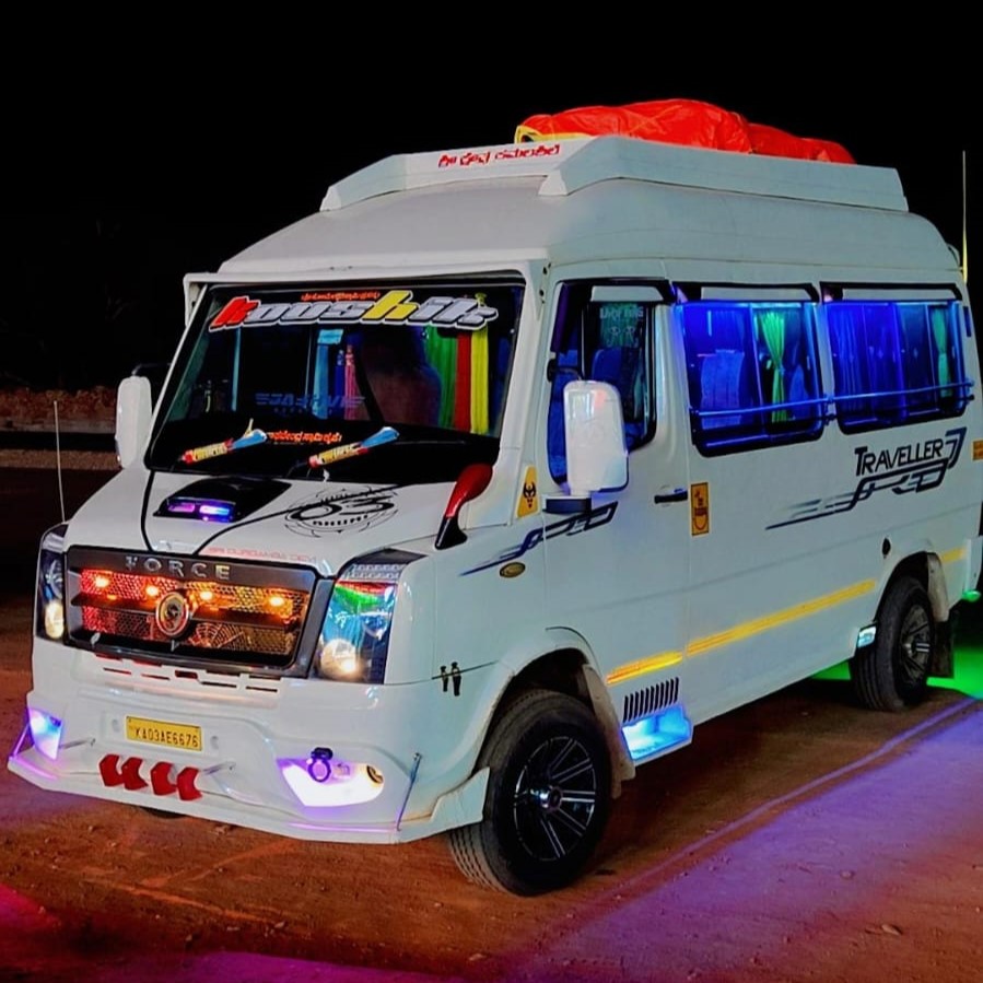 TT AC 13 Seater Luxury Bus